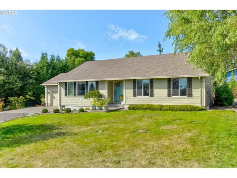 121 Hahn Drive Kalama WA 98625