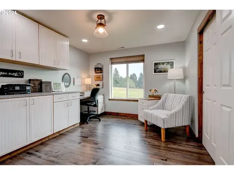 121 Hahn Drive Kalama WA 98625