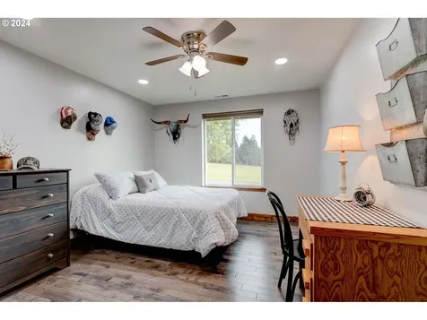 121 Hahn Drive Kalama WA 98625