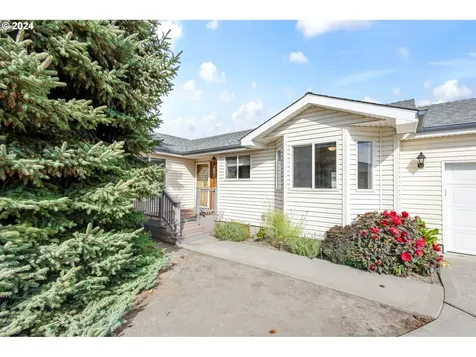 308 SE Juniper Court Prineville OR 97754