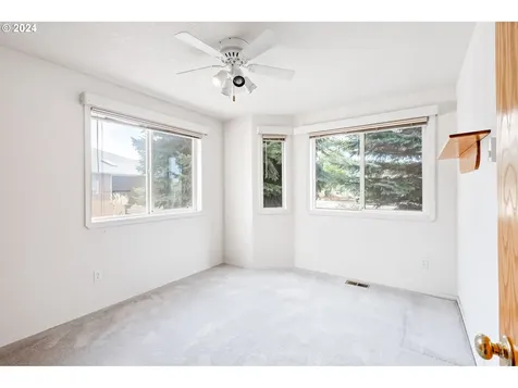 308 SE Juniper Court Prineville OR 97754