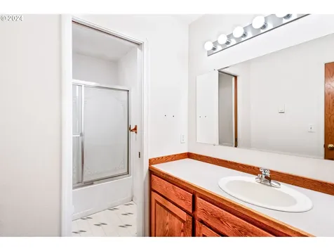 308 SE Juniper Court Prineville OR 97754