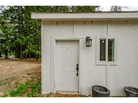 5734 Skyline Road S Salem OR 97306