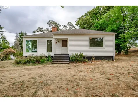 5734 Skyline Road S Salem OR 97306
