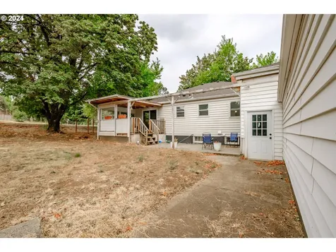 5734 Skyline Road S Salem OR 97306
