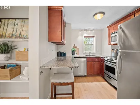 7204 N Albina Avenue Portland OR 97217