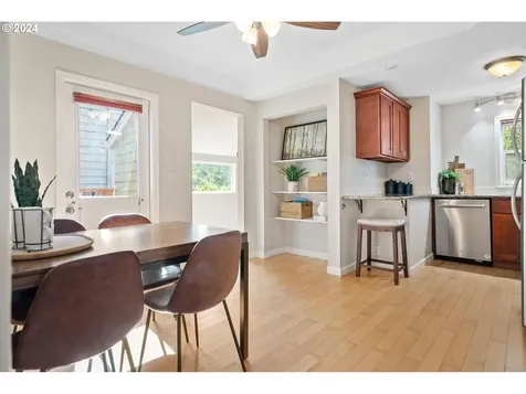 7204 N Albina Avenue Portland OR 97217
