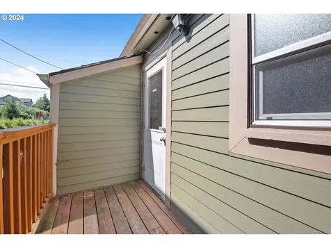 7204 N Albina Avenue Portland OR 97217