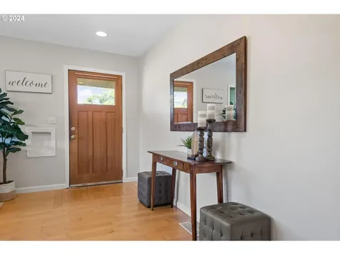 7204 N Albina Avenue Portland OR 97217