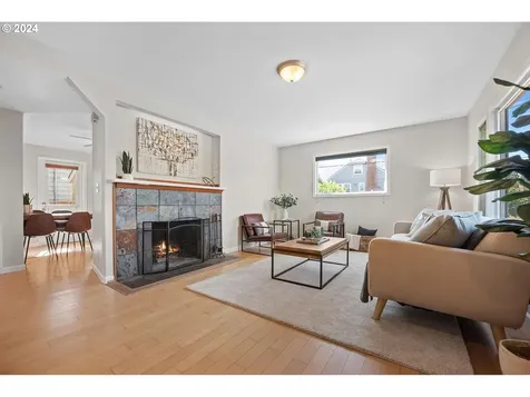 7204 N Albina Avenue Portland OR 97217