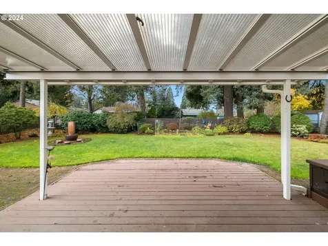 1235 NE 135th Avenue Portland OR 97230