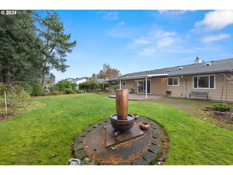 1235 NE 135th Avenue Portland OR 97230