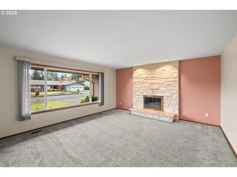 1235 NE 135th Avenue Portland OR 97230