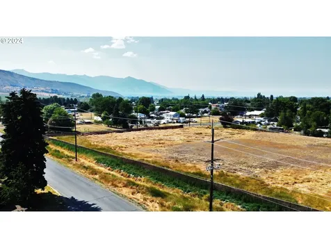 1645 14th Street Baker City OR 97814