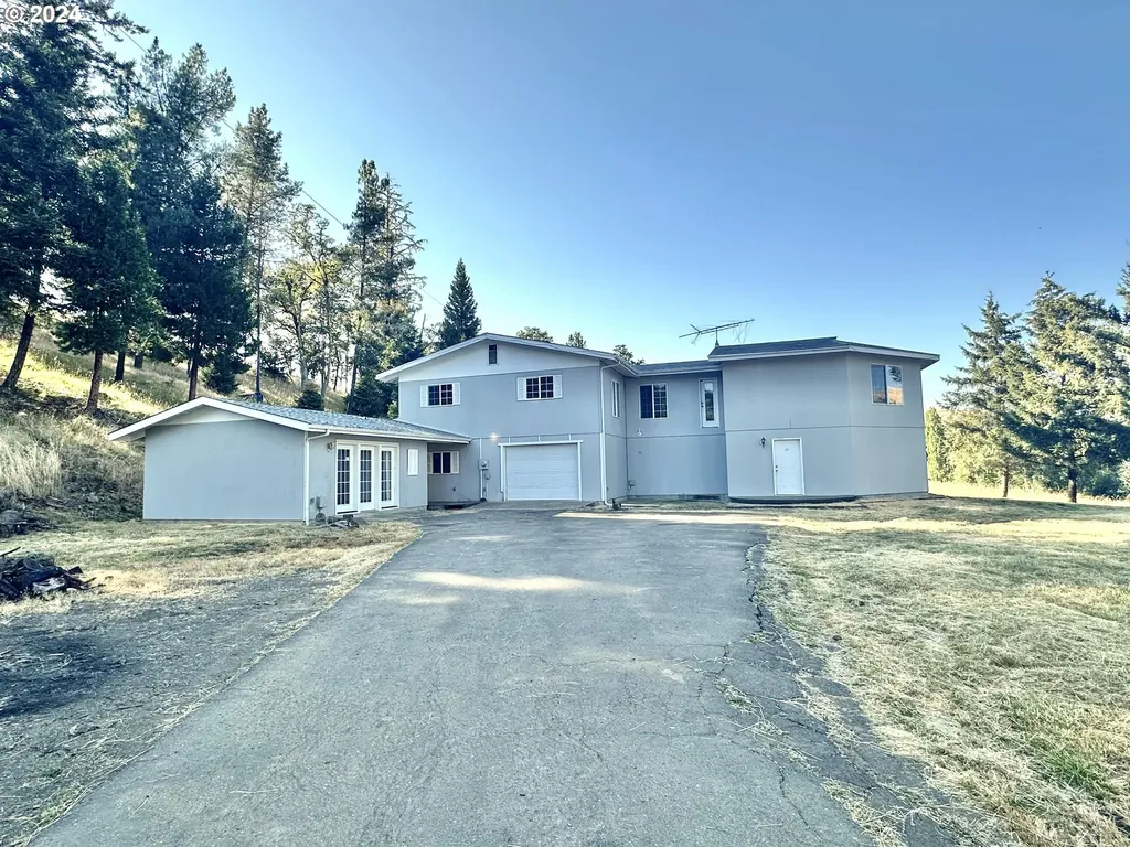 10000 S Bank Drive Roseburg OR 97470