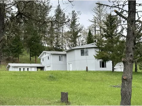 10000 S Bank Drive Roseburg OR 97470
