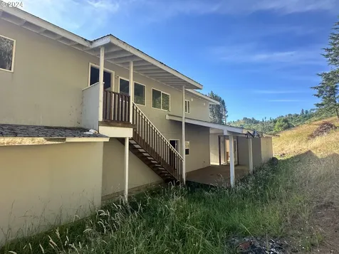 10000 S Bank Drive Roseburg OR 97470
