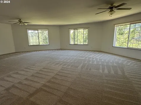 10000 S Bank Drive Roseburg OR 97470