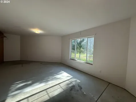 10000 S Bank Drive Roseburg OR 97470