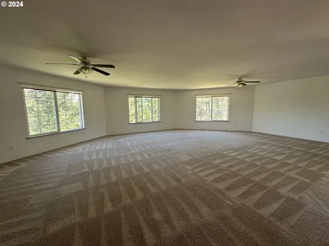 10000 S Bank Drive Roseburg OR 97470