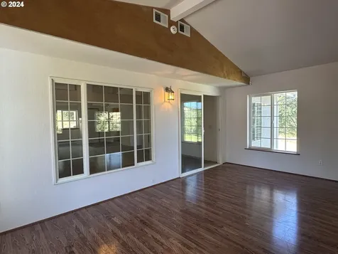 10000 S Bank Drive Roseburg OR 97470
