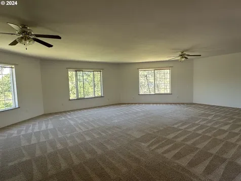 10000 S Bank Drive Roseburg OR 97470