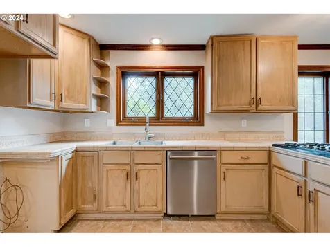 9616 SE 13th Street Vancouver WA 98664