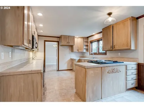 9616 SE 13th Street Vancouver WA 98664