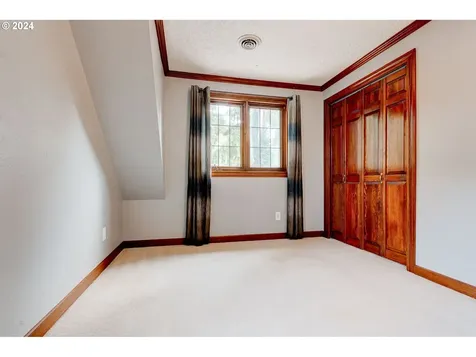 9616 SE 13th Street Vancouver WA 98664
