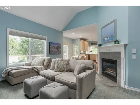8566 Sw Ravine Drive Beaverton OR 97007
