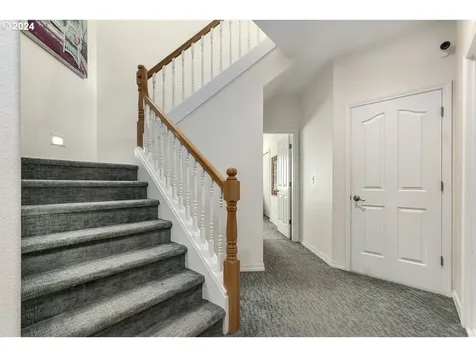 8566 Sw Ravine Drive Beaverton OR 97007