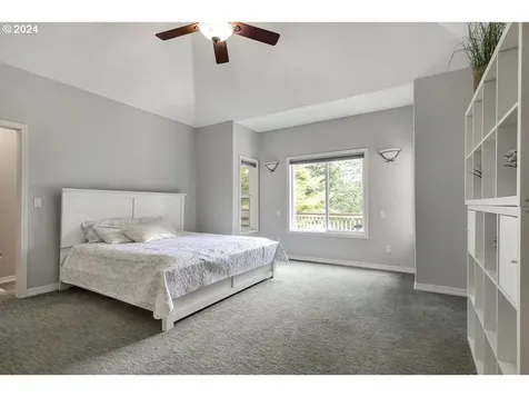 8566 Sw Ravine Drive Beaverton OR 97007