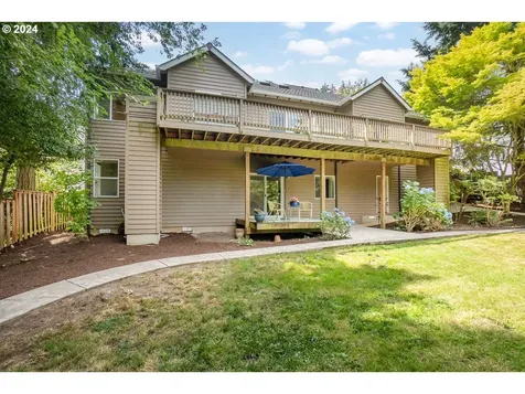 8566 Sw Ravine Drive Beaverton OR 97007