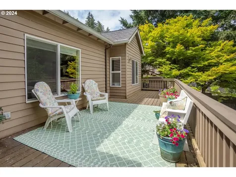 8566 Sw Ravine Drive Beaverton OR 97007