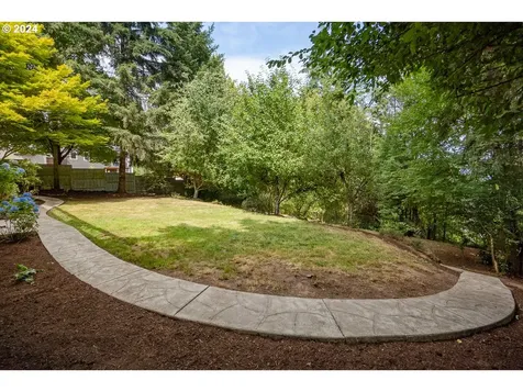 8566 Sw Ravine Drive Beaverton OR 97007