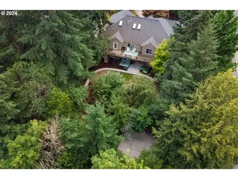 8566 Sw Ravine Drive Beaverton OR 97007