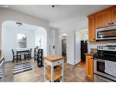 1403 15th Street Oregon City OR 97045