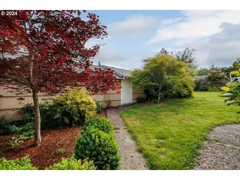 1403 15th Street Oregon City OR 97045