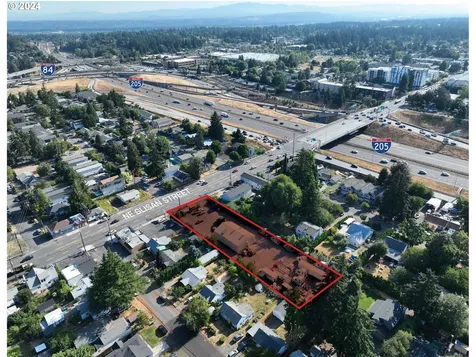 9270 NE Glisan Street Portland OR 97220