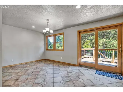 14815 S Greentree Drive Oregon City OR 97045