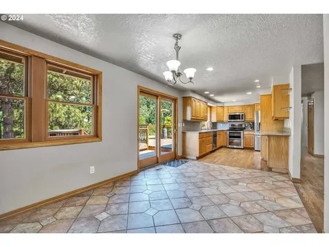 14815 S Greentree Drive Oregon City OR 97045