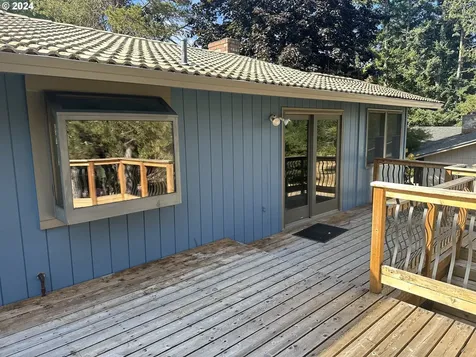 14815 S Greentree Drive Oregon City OR 97045