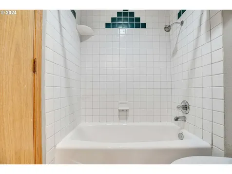 14815 S Greentree Drive Oregon City OR 97045