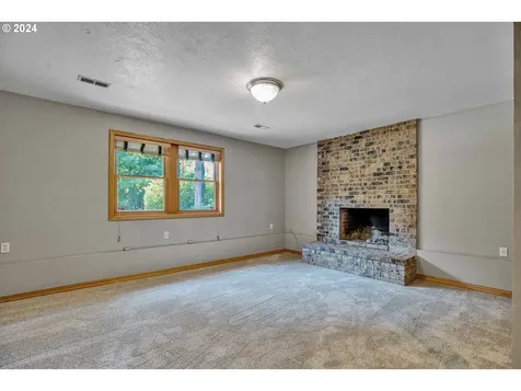 14815 S Greentree Drive Oregon City OR 97045