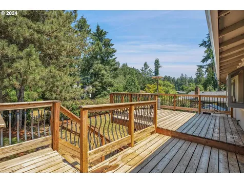 14815 S Greentree Drive Oregon City OR 97045
