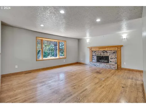 14815 S Greentree Drive Oregon City OR 97045