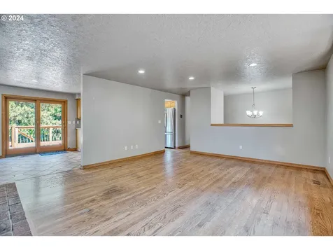 14815 S Greentree Drive Oregon City OR 97045