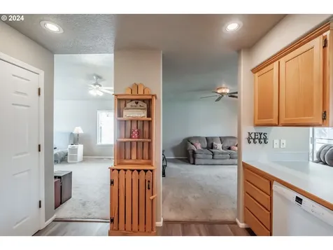 1398 Bentley Street E Monmouth OR 97361