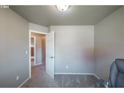 1398 Bentley Street E Monmouth OR 97361
