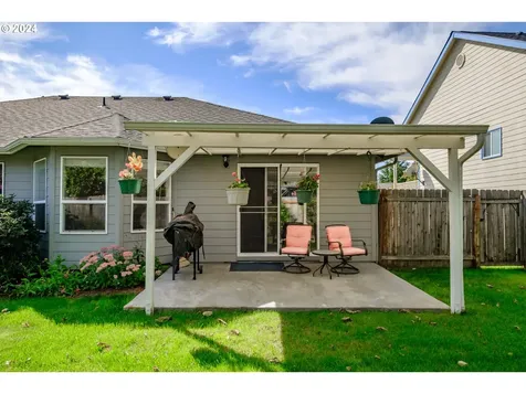 1398 Bentley Street E Monmouth OR 97361